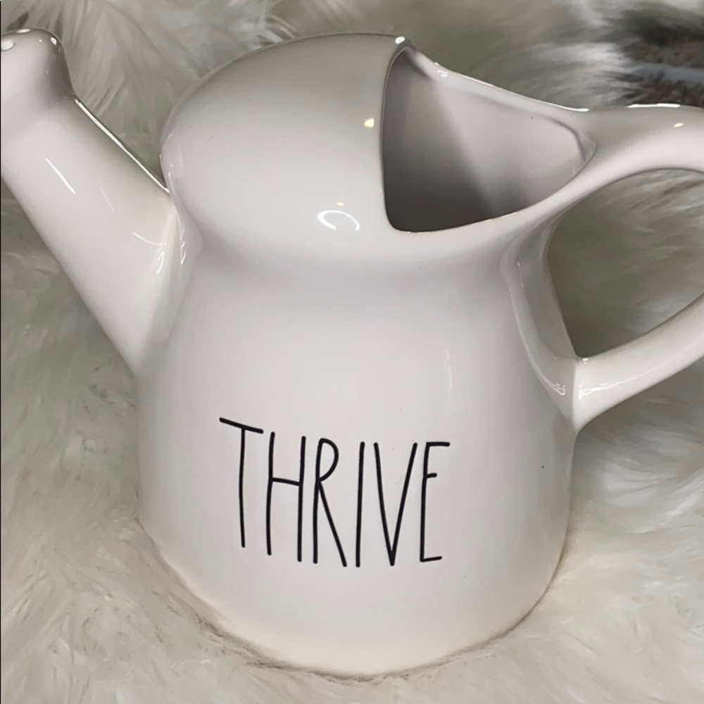 Rae Dunn “thrive” spout